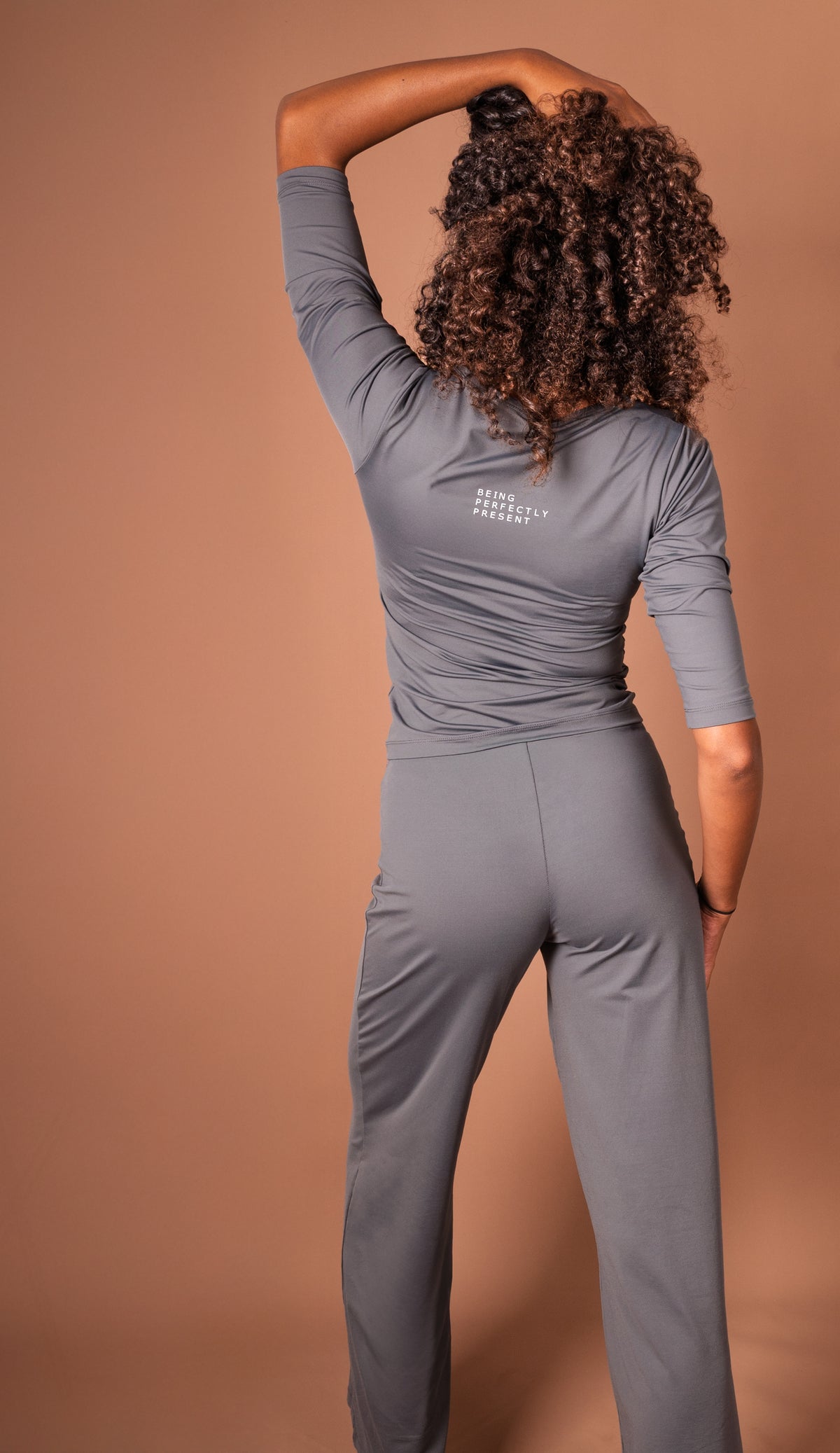 Organisation de shooting photo et création de contenu pour le lancement d'une collection activewear.